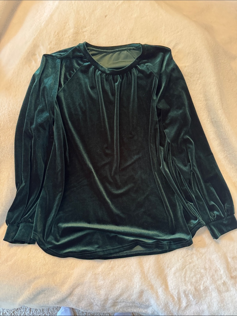 SHEIN Emerald Green Velvet Long-Sleeve Top